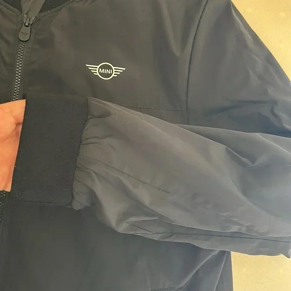 Mini - Picture 5 of 6